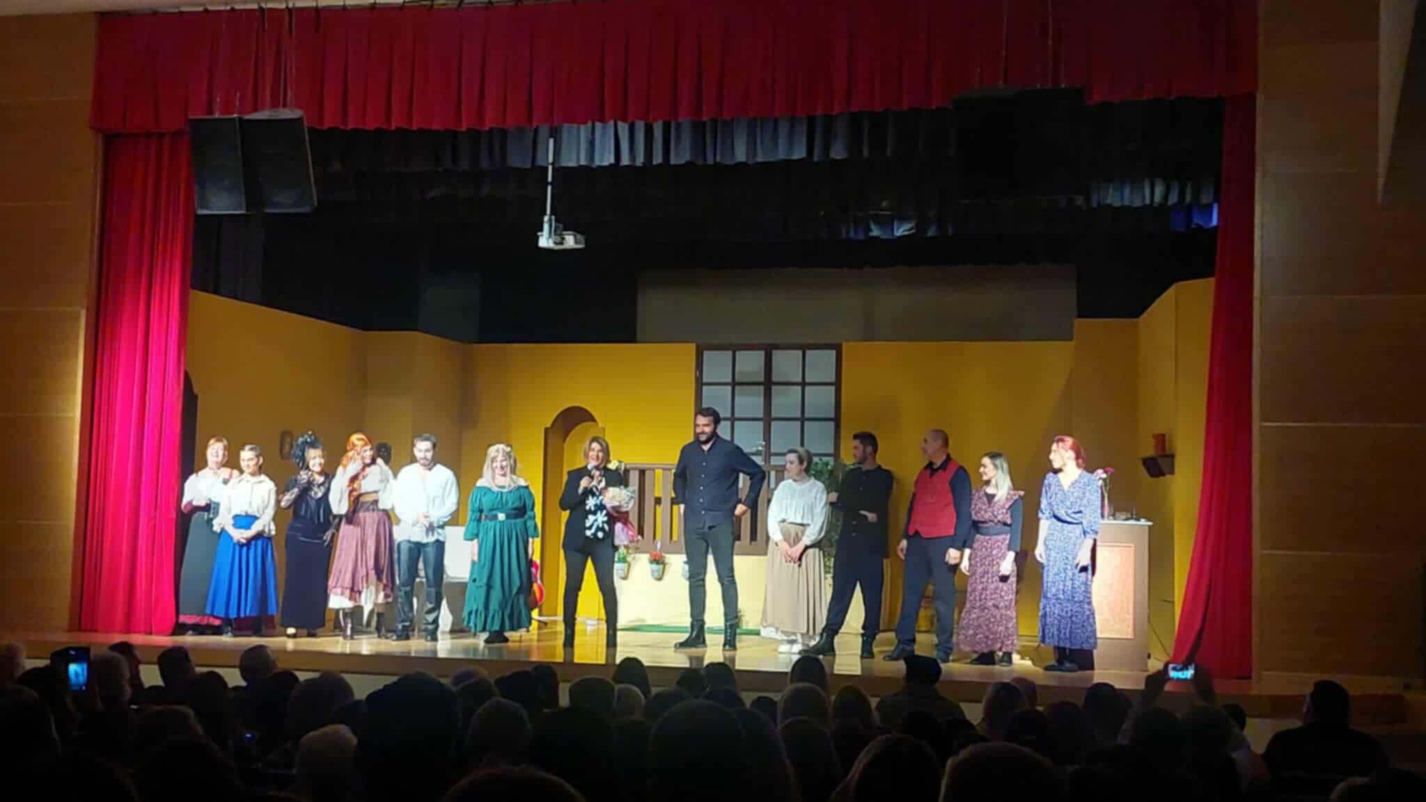 Με μεγάλη επιτυχία ολοκληρώθηκαν οι παραστάσεις της θεατρικής ομάδας «Ζέππελιν» (ΦΩΤΟ)