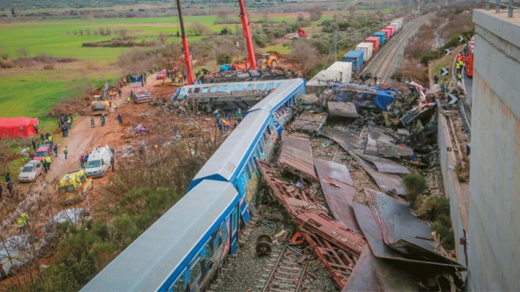 Σε απολογία καλούνται Τριαντόπουλος και Αγοραστός για το «μπάζωμα» στα Τέμπη