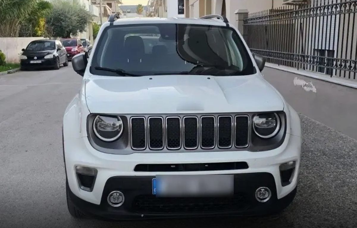 Εξάρθρωση σπείρας που διέπραττε κλοπές και πλαστογραφίες αυτοκινήτων σε Αττική και Τύρναβο