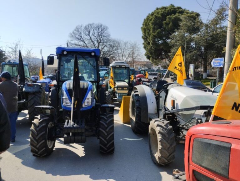 Πανθεσσαλική σύσκεψη στα Φάρσαλα την ερχόμενη Τρίτη – Οι αγρότες αποφασίζουν για “έξοδο” στα μπλόκα
