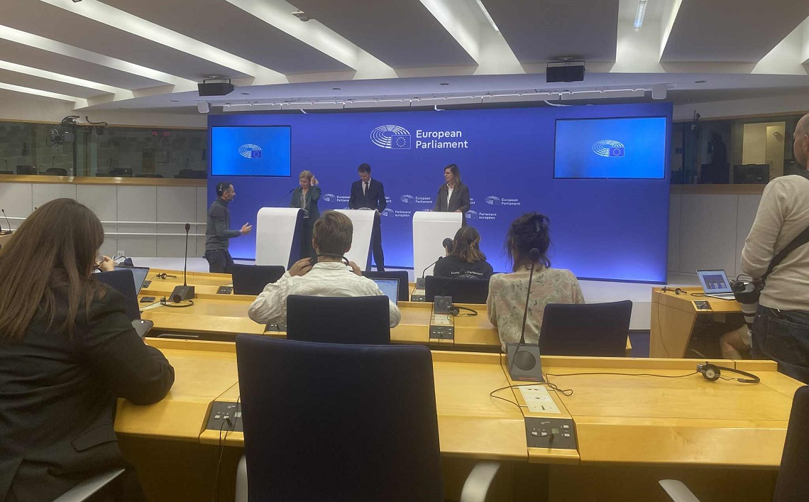 Αποστολή- Βρυξέλλες: η ερώτηση μας για τη νέα «κουτσουρεμένη» ΚΑΠ που άφησε έκπληκτο τον οικονομικό εκπρόσωπο του ΕΛΚ (video)