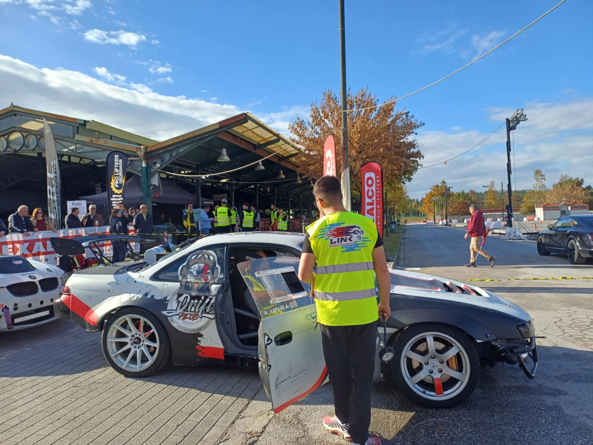 Μοναδικό θέαμα στη Λάρισα με το Super Drift, τον πιο εντυπωσιακό διήμερο αγώνα πλαγιολίσθησης της χρονιάς (ΦΩΤΟ+video)