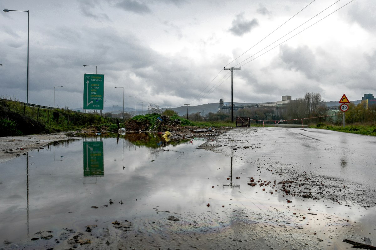 Κίνδυνος για πλημμύρες και κατολισθήσεις σε Ανατολική Μακεδονία και Θράκη – Σε Red Alert η χώρα για 48 ώρες