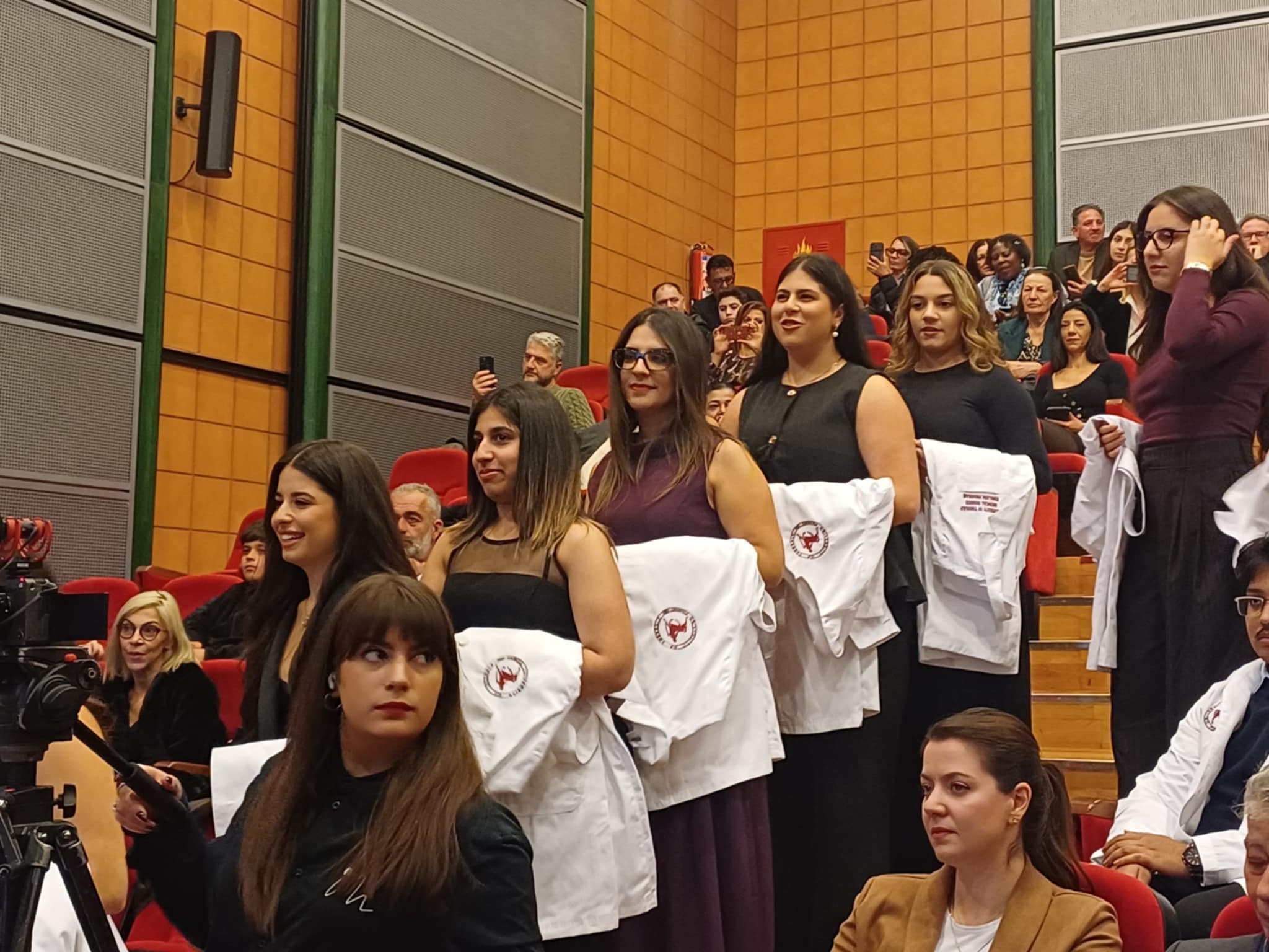 Γιορτή της Λευκής Ποδιάς (White Coat Ceremony) του Ξενόγλωσσου Προγράμματος Σπουδών της Ιατρικής, στη Λάρισα (ΦΩΤΟ+video)
