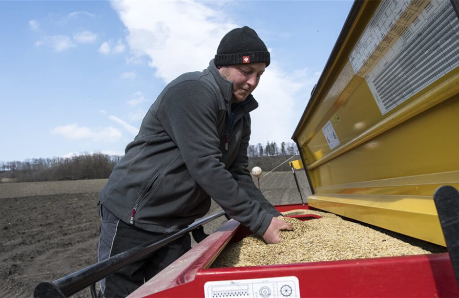 Προς τις συνδεδεμένες και τα eco-schemes θα κατευθυνθούν αδιάθετα υπόλοιπα 260 εκατ. από βασική ενίσχυση 2025