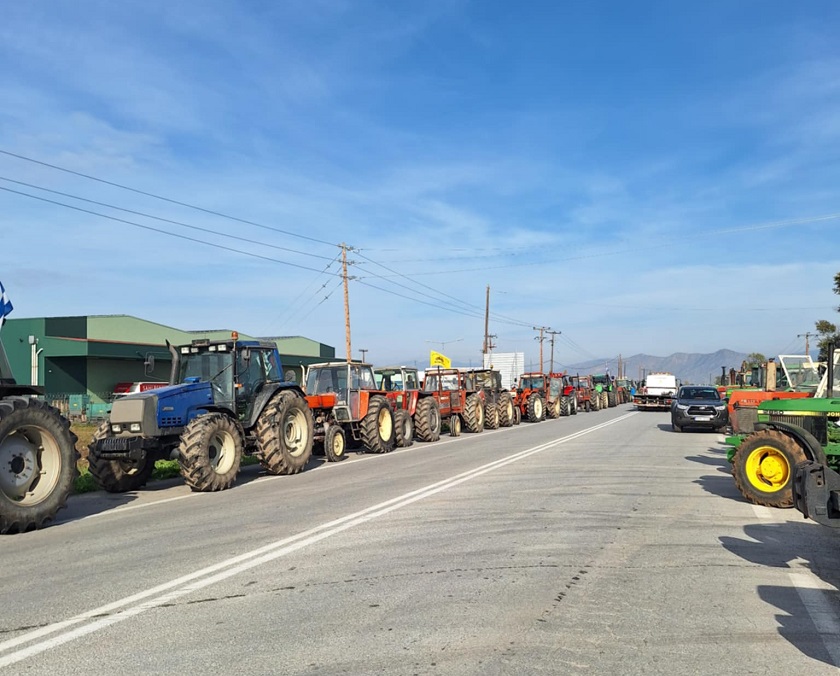 Μεγάλο κομβόϊ με 270 τρακτέρ από χωριά των δήμων Κιλελέρ και Τεμπών έτοιμο για το μπλόκο της Νίκαιας (ΦΩΤΟ)