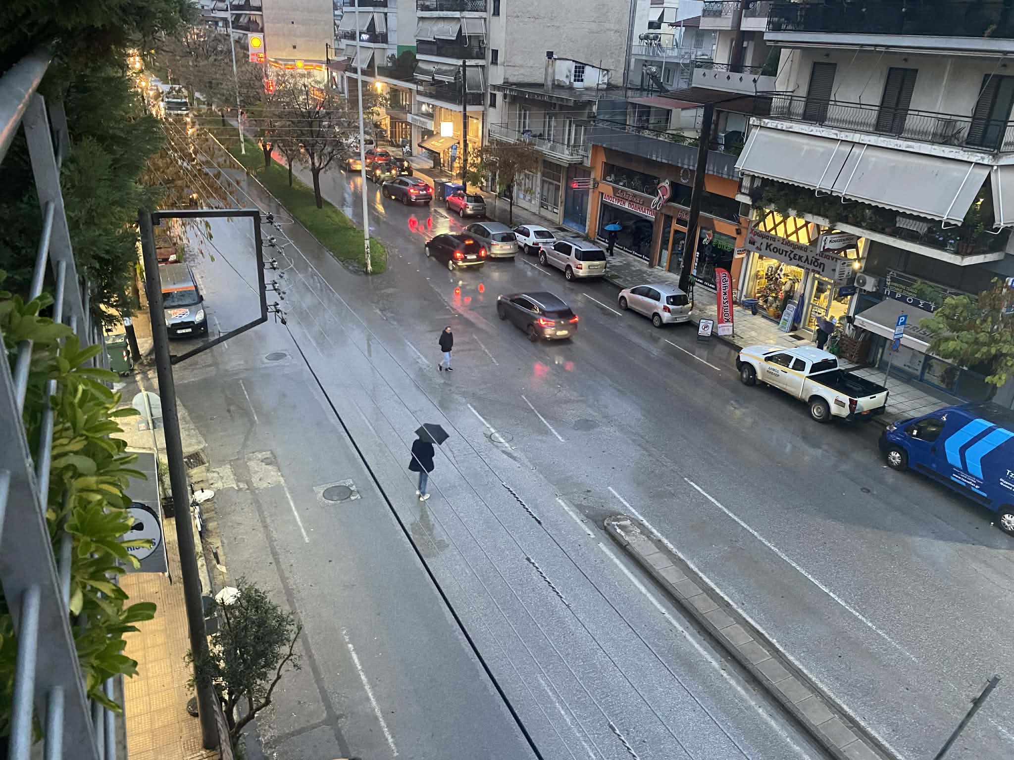 Χωρίς προβλήματα προς το παρόν η Θεσσαλία από την κακοκαιρία Βyron-κλειστά σήμερα τα σχολεία στη Μαγνησία