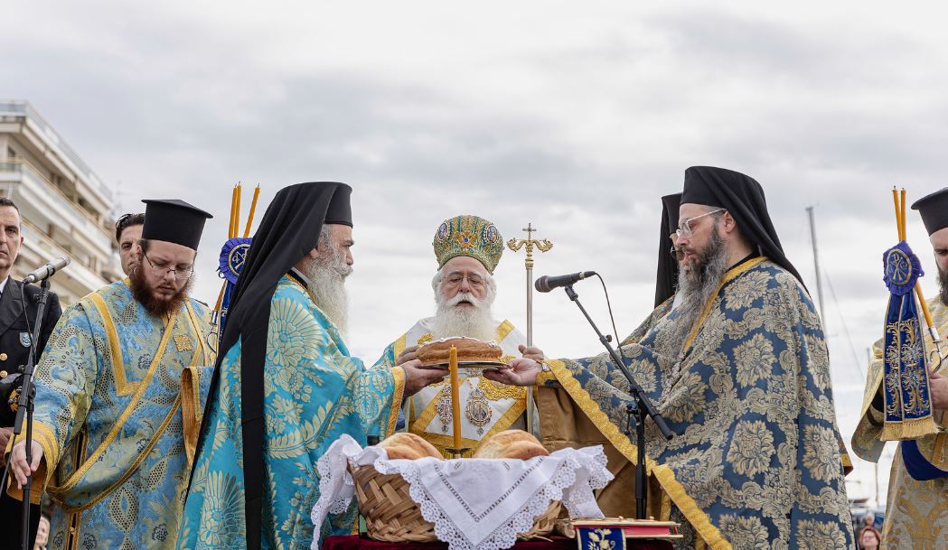Δημητριάδος Ιγνάτιος: «Θέλουμε τον Παγασητικό ζωντανό και καθαρό» – Θέση ενάντια στο LNG στις εκδηλώσεις για τον Αγιο Νικόλαο