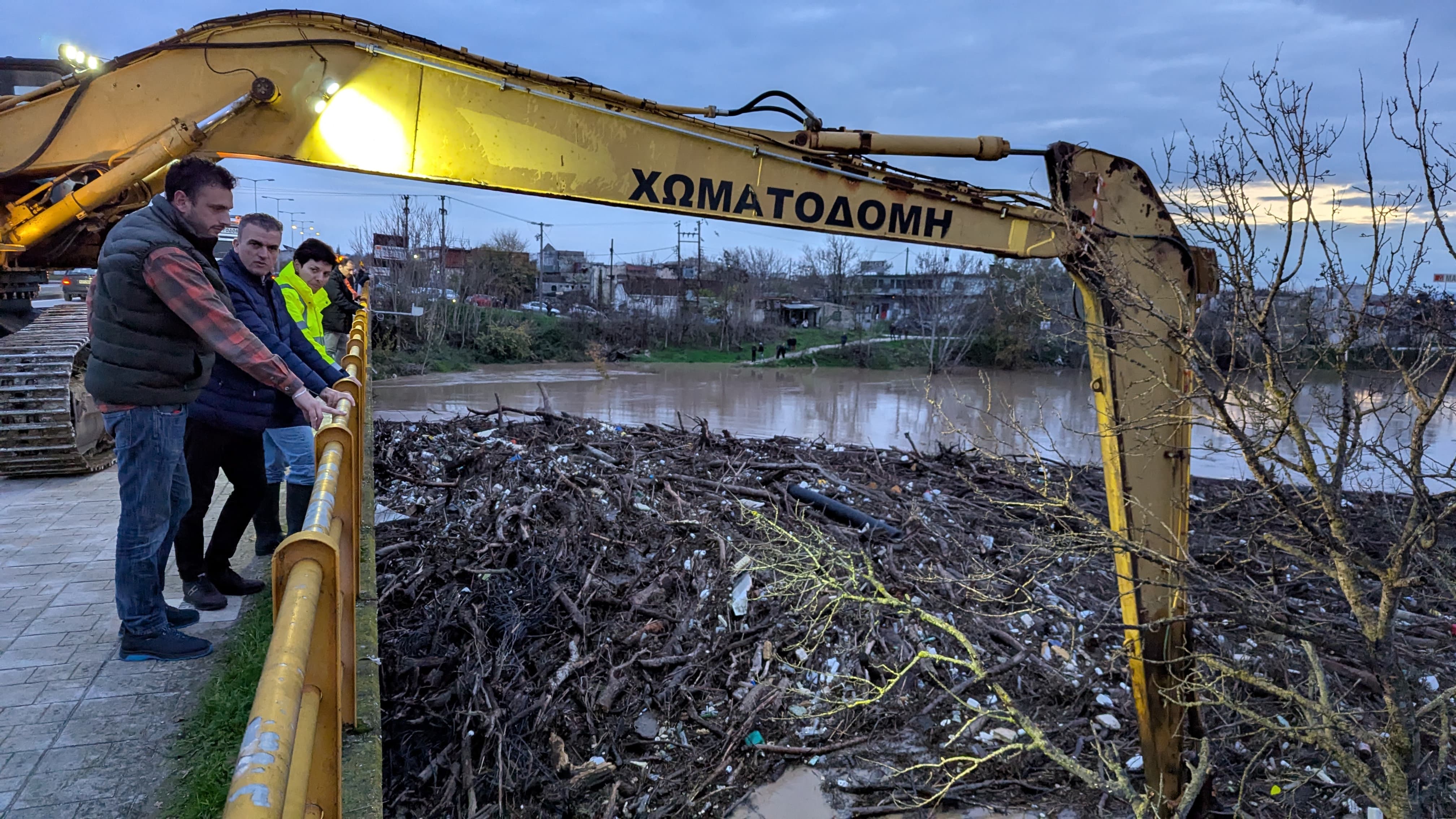 Σε κατάσταση πλήρους επιφυλακής ο Δήμος Λαρισαίων– Επί ποδός κλιμάκια Πολιτικής Προστασίας και ΔΕΥΑΛ, στις συνοικίες