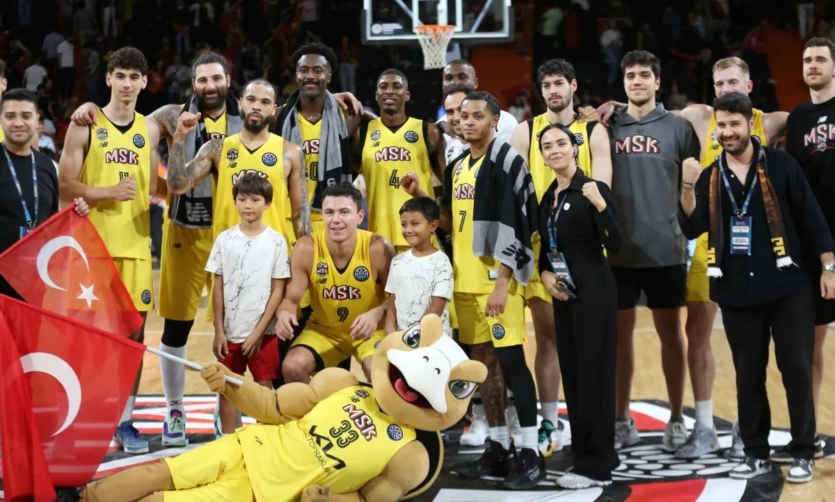 BCL: Η τουρκική Μερσίν «κόλλησε» σε μπλόκο αγροτών στον δρόμο για την Καρδίτσα!