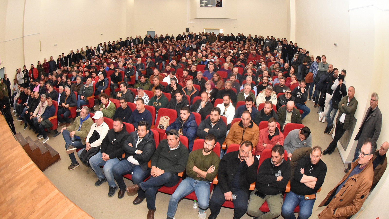 Μπλόκα αγροτών: Η ώρα των αποφάσεων σήμερα στη Νίκαια ενόψει της συνάντησης με Μητσοτάκη