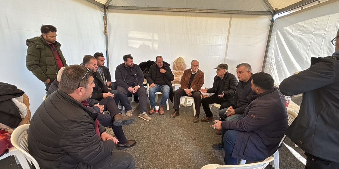 Μέλη της ΕΔΥΘΕ στο μπλόκο της Νίκαιας-στο επίκεντρο τα έργα άρδευσης,αντιπλημμυρικής θωράκισης