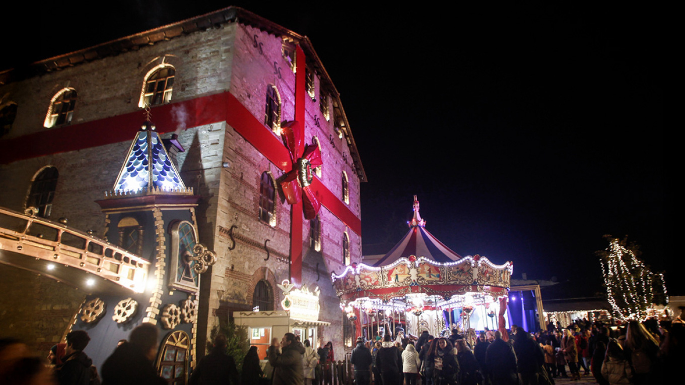 Αλυσιδωτές επιπτώσεις από τις αγροτικές κινητοποιήσεις - Ακυρώσεις κρατήσεων έως και 50% σε Θεσσαλία και Ήπειρο