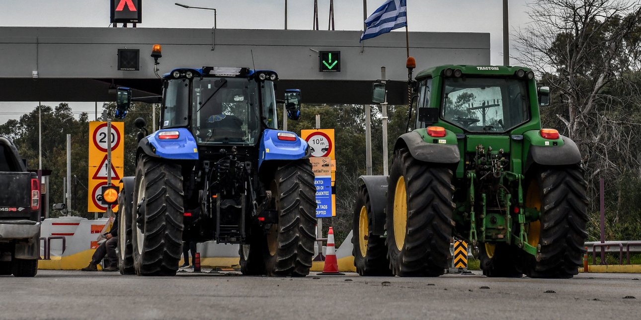 Mπλόκο Νίκαιας: Κλείνουν τη Δευτέρα τις σήραγγες των Τεμπών για τα φορτηγά -Συνεχίζουν το άνοιγμα διοδίων