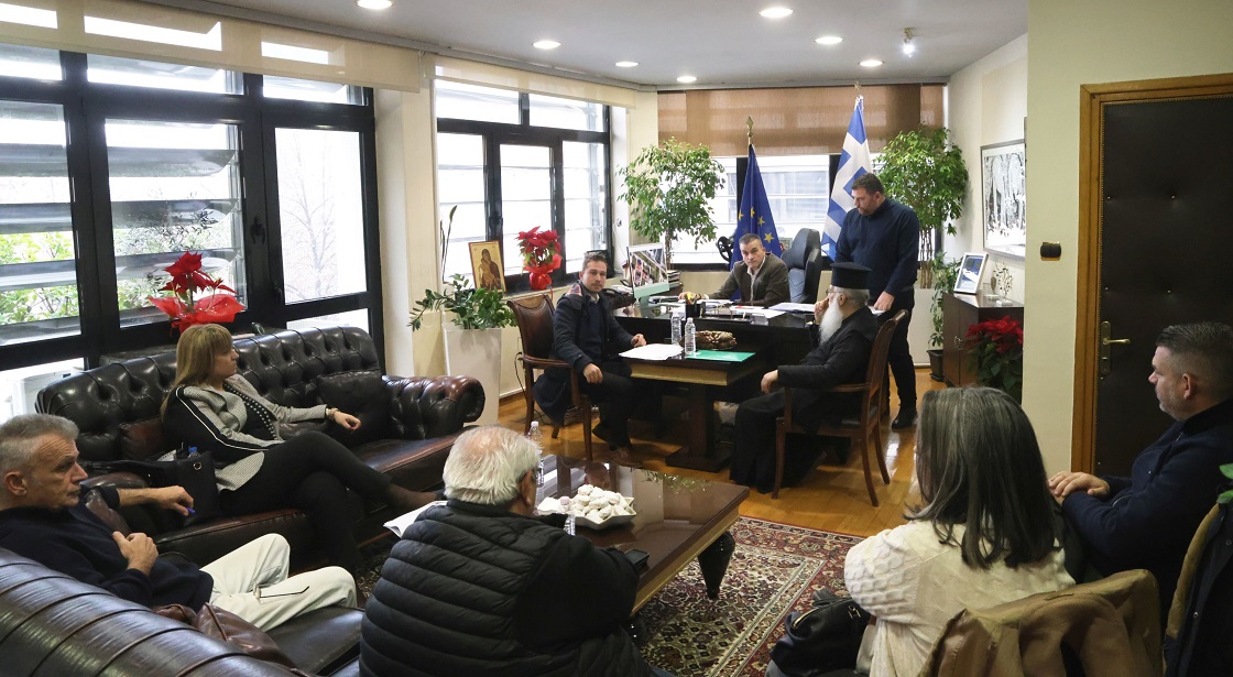 Συνάντηση Δημάρχου Λαρισαίων με κατοίκους της οδού Βόλου -Μαμάκος:  «Αδιαπραγμάτευτη προτεραιότητα η ασφάλεια των πολιτών»