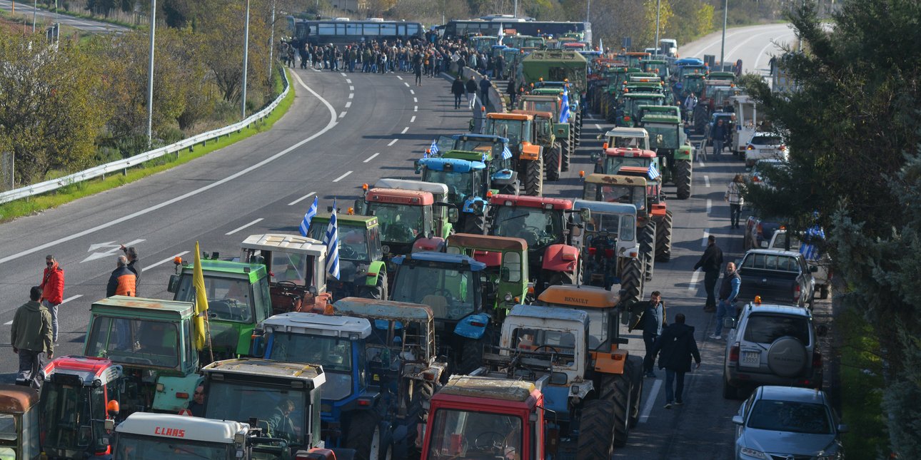 Δημογλίδου: Αδύνατον να επιτρέψουμε την κίνηση οχημάτων στην Εθνική Οδό σε δρόμο με εμπόδια