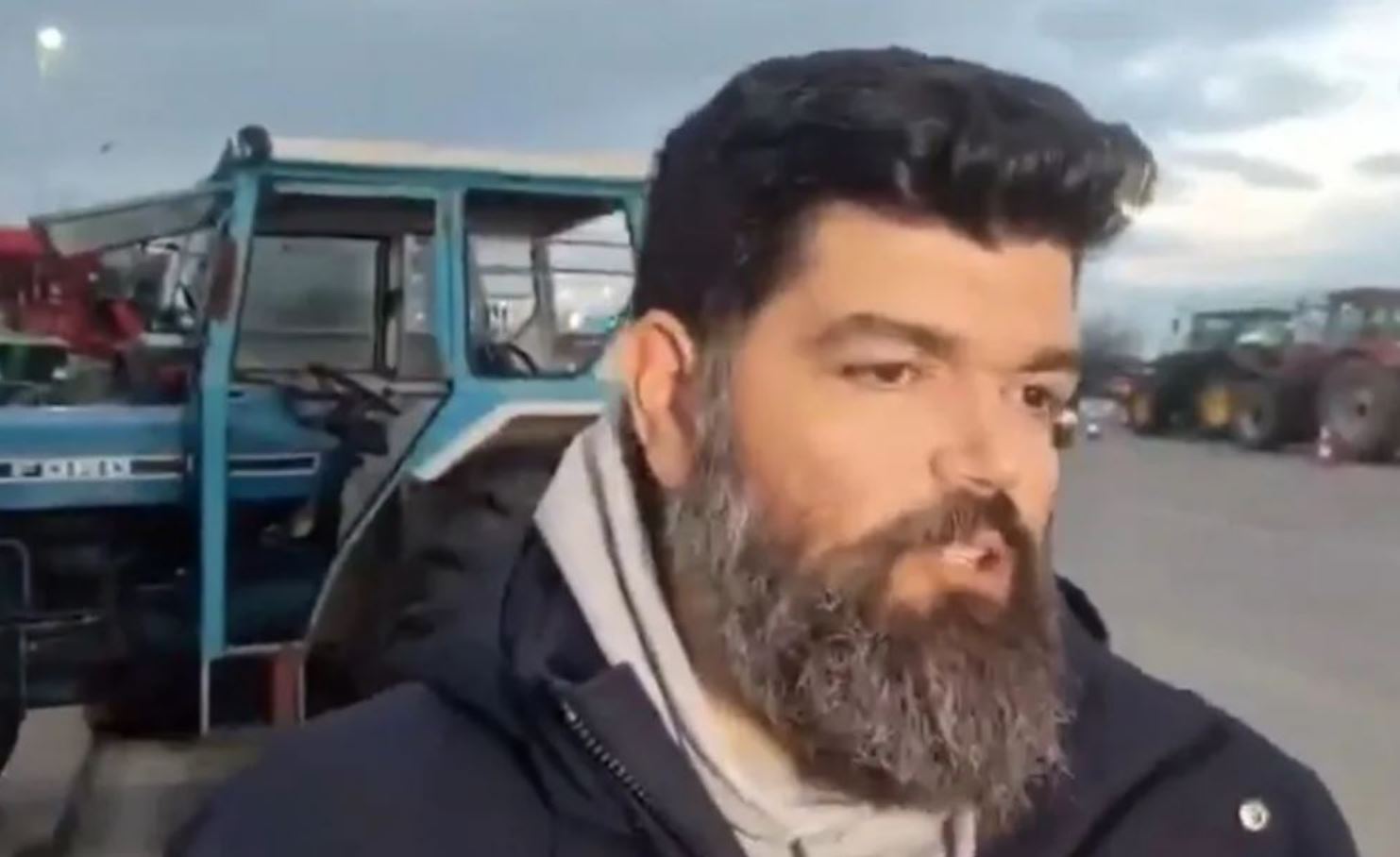 Γιώργος Μπότας: Τι απαντά ο αγρότης για τη δέσμευση των λογαριασμών του και το πόρισμα για τα 17 χωράφια