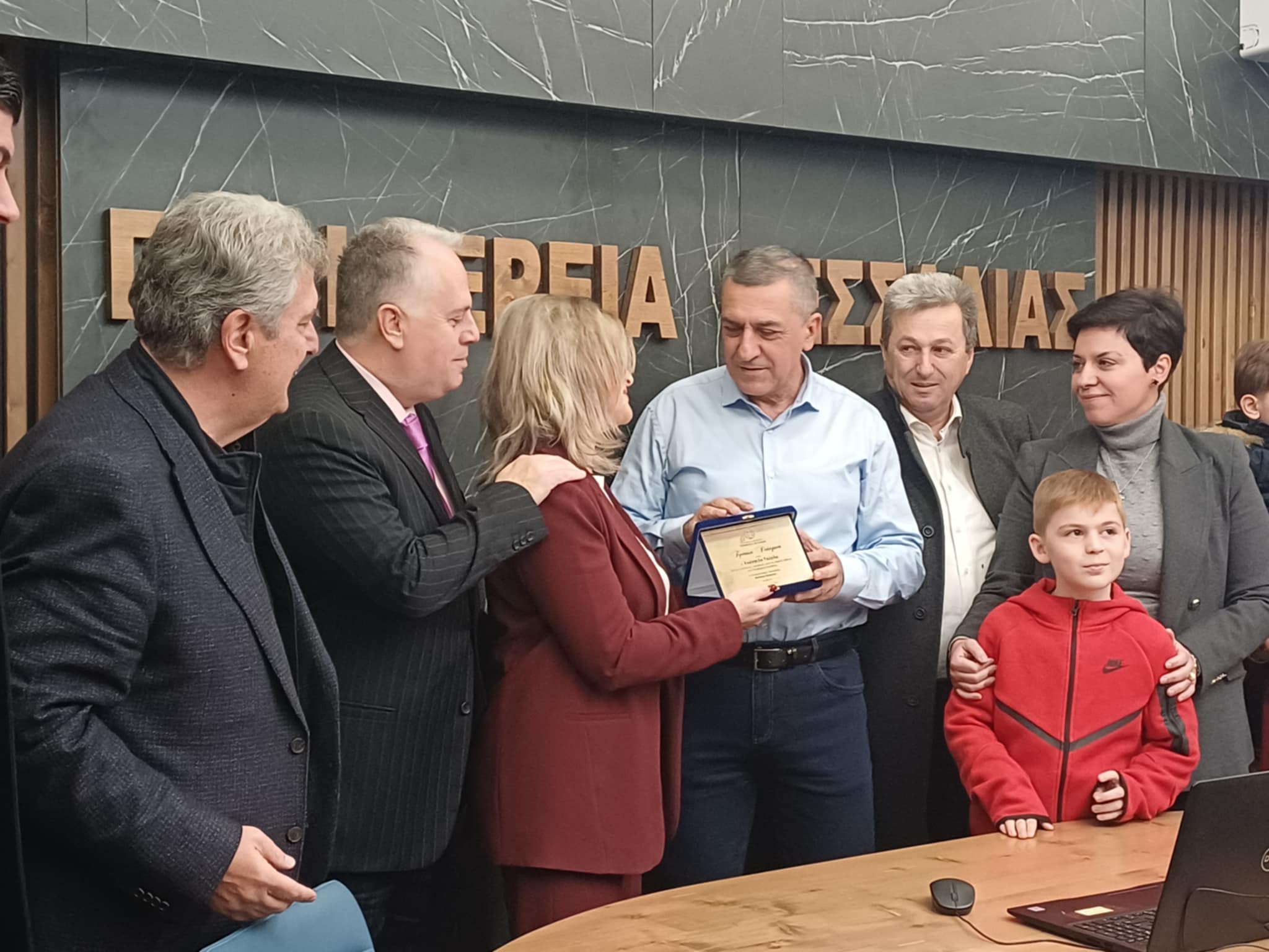 Βράβευσε τον Ευάγγελο Σούρλα η περιφέρεια (ΦΩΤΟ)