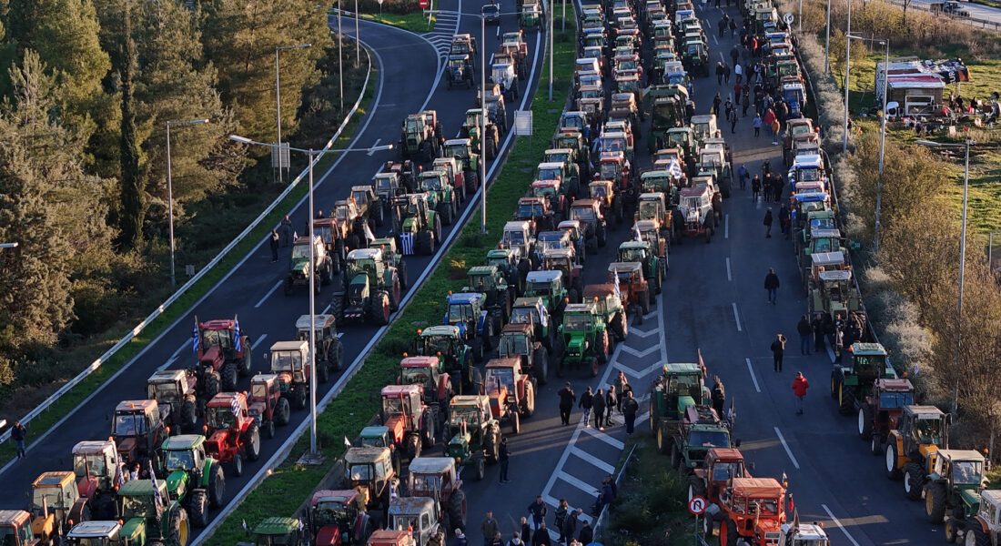 Άρειος Πάγος για μπλόκα αγροτών: «Να εφαρμοστεί ο νόμος για κατάληψη οδοστρώματος»