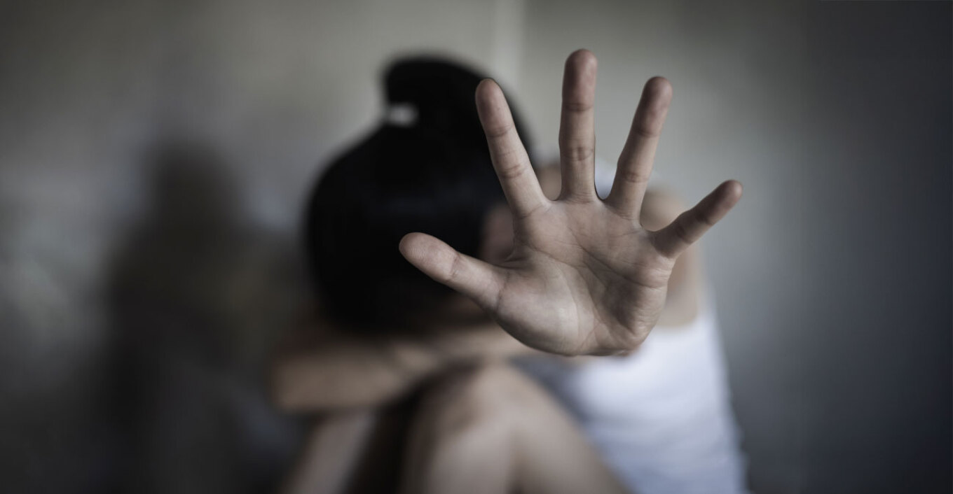 «Ο πατέρας μας βίαζε και τις δύο αδελφές μου, η μητέρα μου τα ήξερε όλα»: Συγκλονίζει ο αδελφός των κοριτσιών στη Μεσαρά