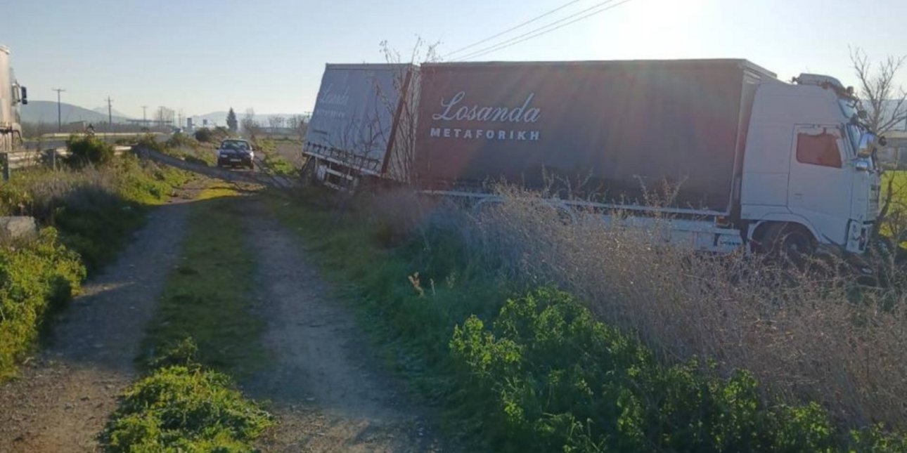 Tροχαίο με έναν νεκρό σε παράκαμψη στην Εθνική οδό Θήβας-Λιβαδειάς - Ο δρόμος ήταν κλειστός λόγω μπλόκων