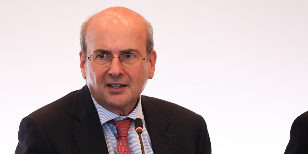 Χατζηδάκης για αγρότες: “Η κουβέντα γίνεται πια με όρους ψευτοτσαμπουκά”