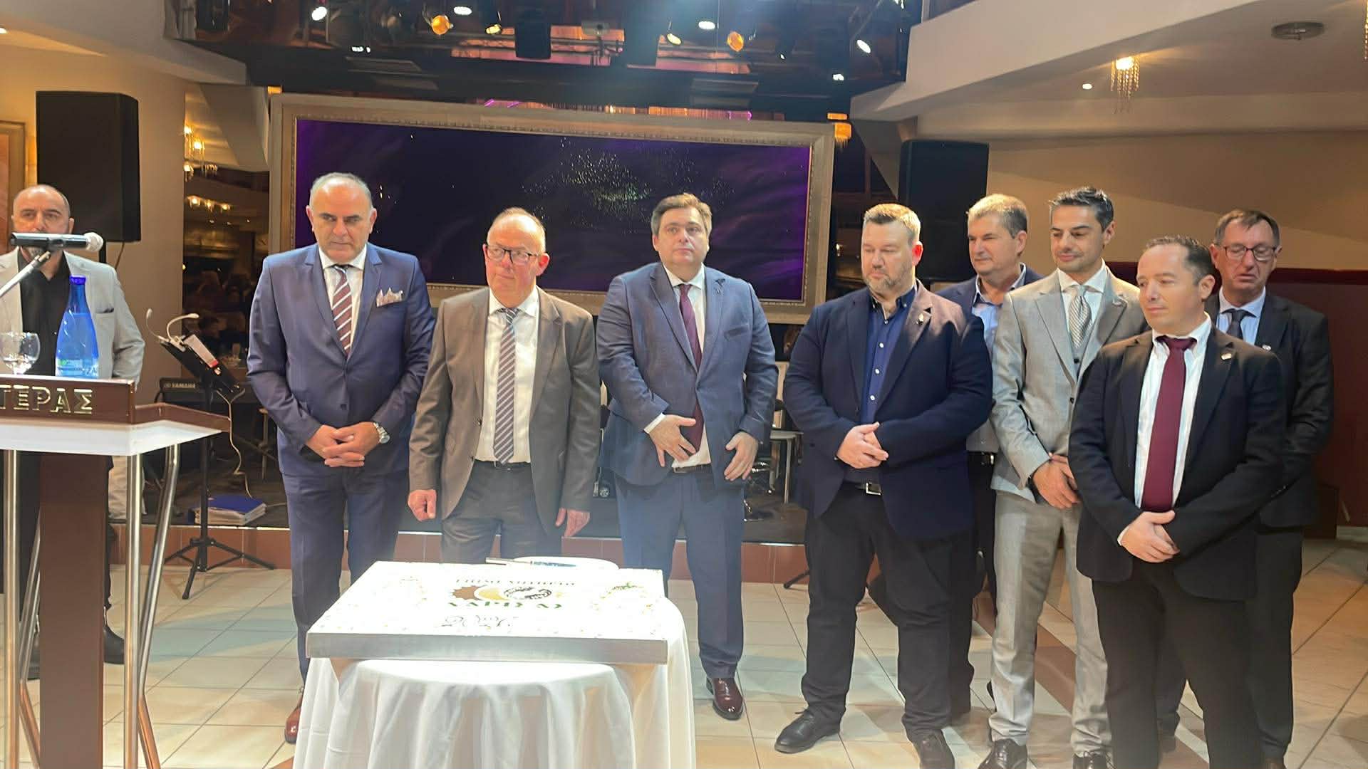 Τέθηκαν οι στόχοι από το  Επιμελητήριο Λάρισας στην κοπή της πίτας- Κουρέτας: μοναδικά τα θεσσαλικά αγροτικά προϊόντα (ΦΩΤΟ)