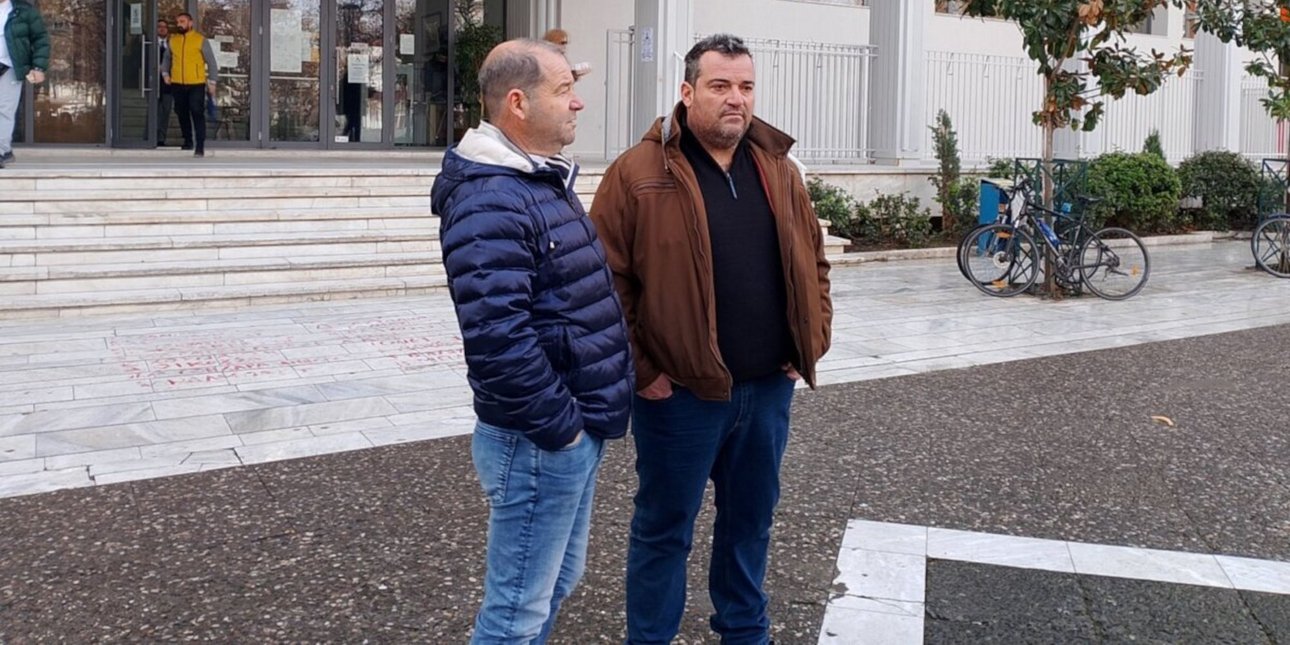 Κατέθεσαν μήνυση οι δύο αγρότες για τους βανδαλισμούς στα τρακτερ τους στο μπλόκο της Νίκαιας  (ΦΩΤΟ)