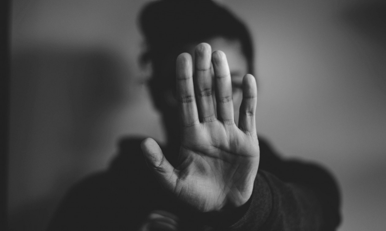 Βόλος: 40χρονος επιτέθηκε στην 27χρονη σύντροφό του