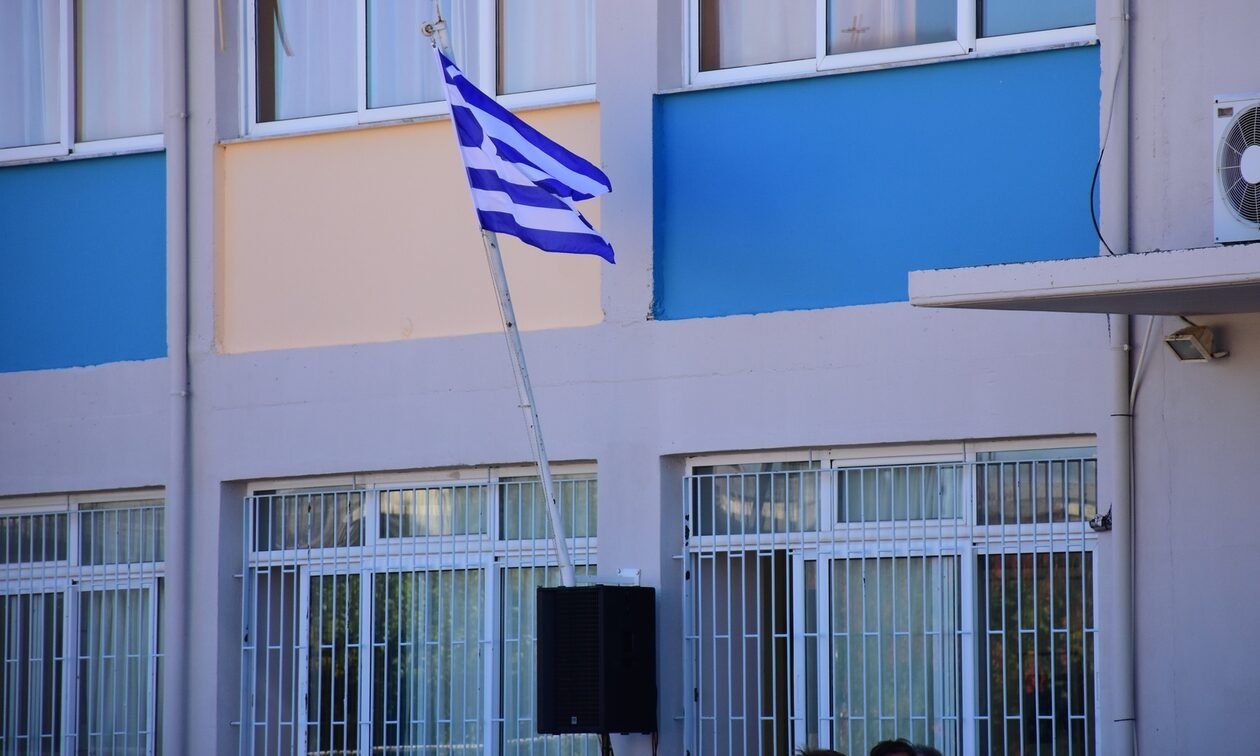 Σέρρες: Συνελήφθη καθηγήτρια καθώς φίμωσε ατίθασο μαθητή με μονωτική ταινία