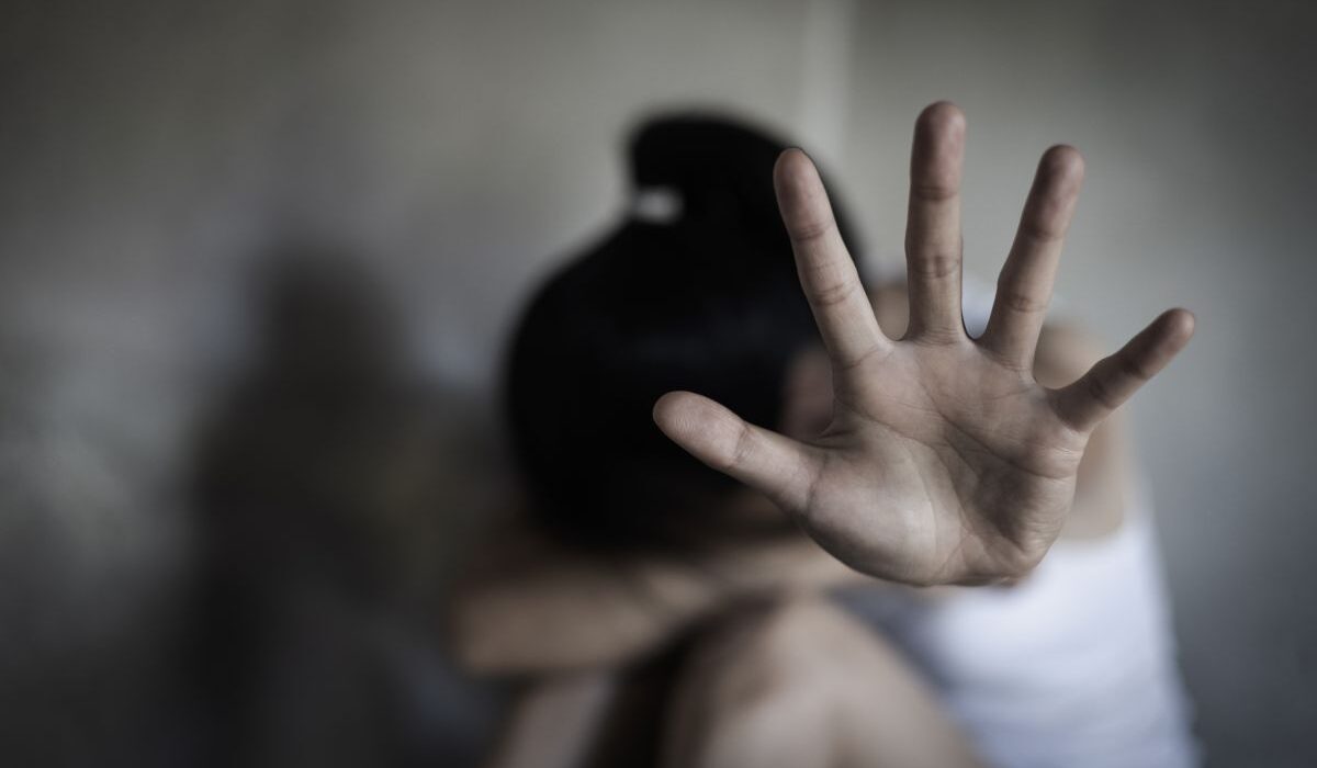 Βόλος: «Δεν μπορώ ούτε καν να διανοηθώ» – Σοκαρισμένος ο αδερφός της μητέρας που κατηγορείται για παιδική πορνογραφία