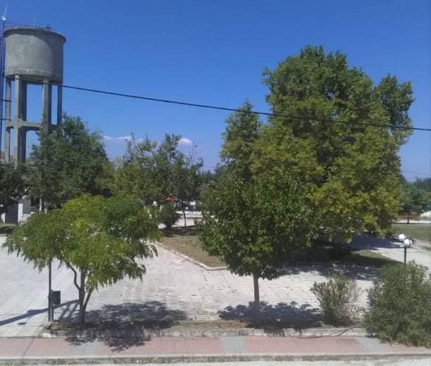 Αγανάχτηση στο Νέο Ικόνιο Δήμου Σοφάδων για το ...καφέ νερό στις βρύσες (video)