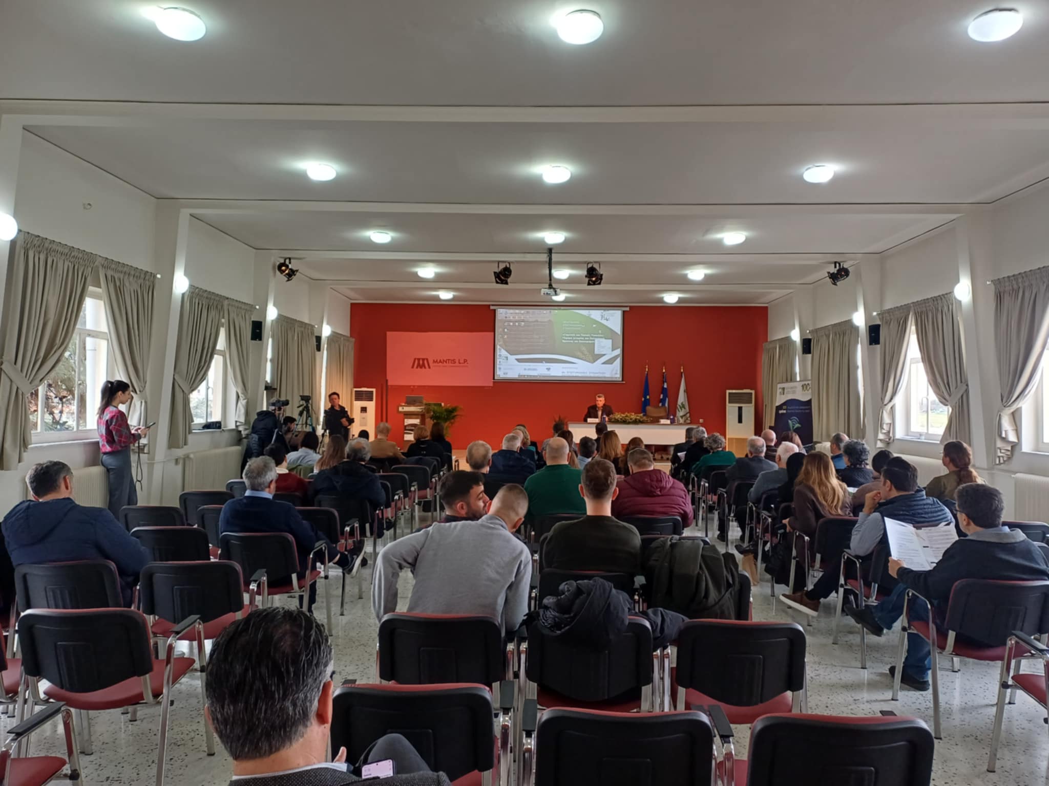 Οι γηγενείς ποικιλίες στο επίκεντρο εκδήλωσης στον ΕΛΓΟ Δήμητρα στη Λάρισα (ΦΩΤΟ)