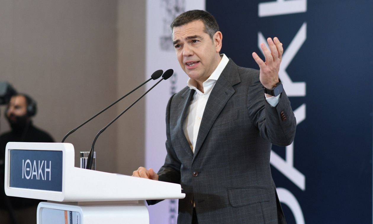 Το πρόσωπο-έκπληξη που θα μιλήσει στην παρουσίαση του βιβλίου του Αλέξη Τσίπρα στη Λάρισα