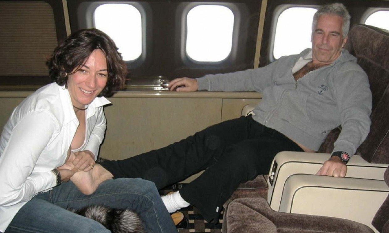 Θύμα του Επστάιν καταγγέλλει: Μου είχαν πάρει το διαβατήριο, δεν μπορούσα να ξεφύγω, εκείνος με βίαζε επανειλημμένως