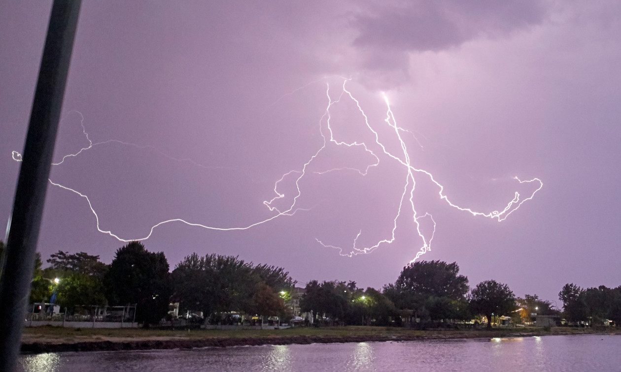 Καιρός: Νέο έκτακτο δελτίο επιδείνωσης καιρού της ΕΜΥ - Οι περιοχές που είναι στο «κόκκινο»
