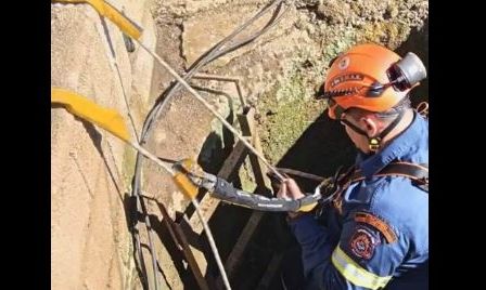 Τύρναβος: Απεγκλωβίστηκε ο 40χρονος που έπεσε σε πηγάδι