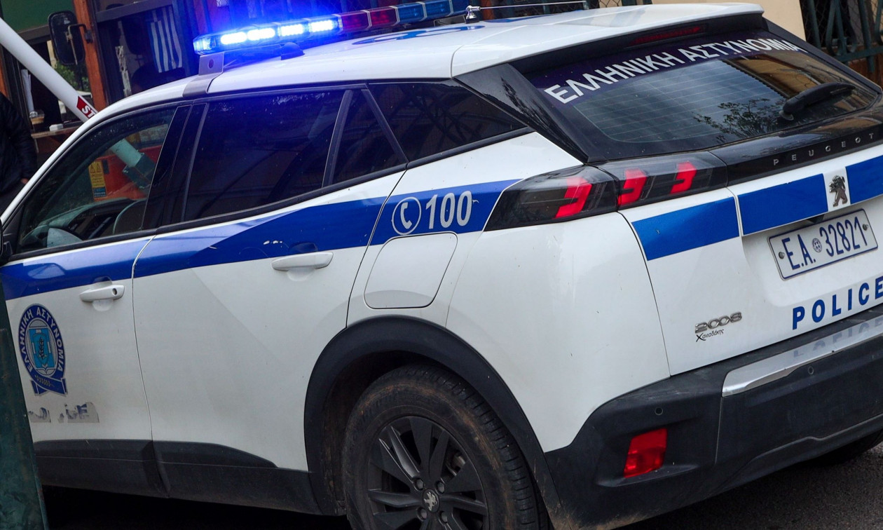 Λέρος: Ο ανήλικος φερόμενος ως πατροκτόνος φέρεται να είχε υποστεί βία από τον νεκρό πατέρα του