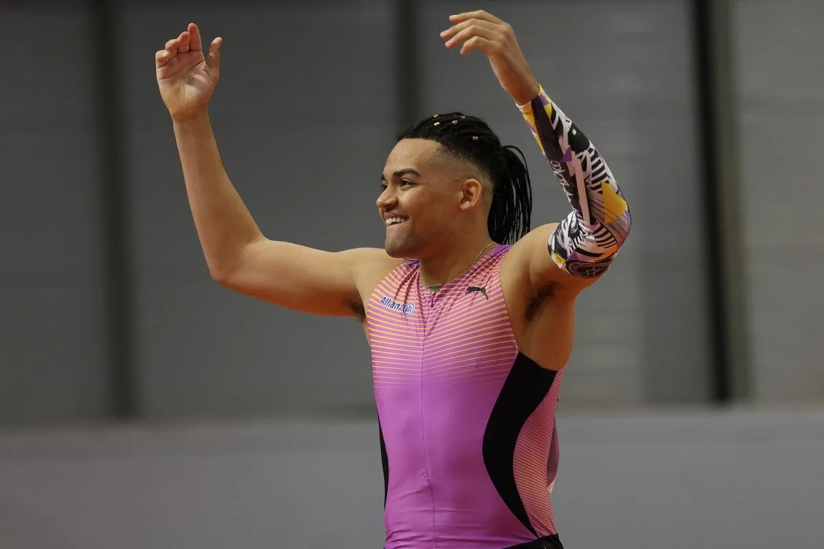 Καραλής: ΔΙΑΣΤΗΜΙΚΟΣ Μανόλο πέταξε στα 6.17μ. και έγινε το Νο. 2 στον κόσμο όλων των εποχών (video)