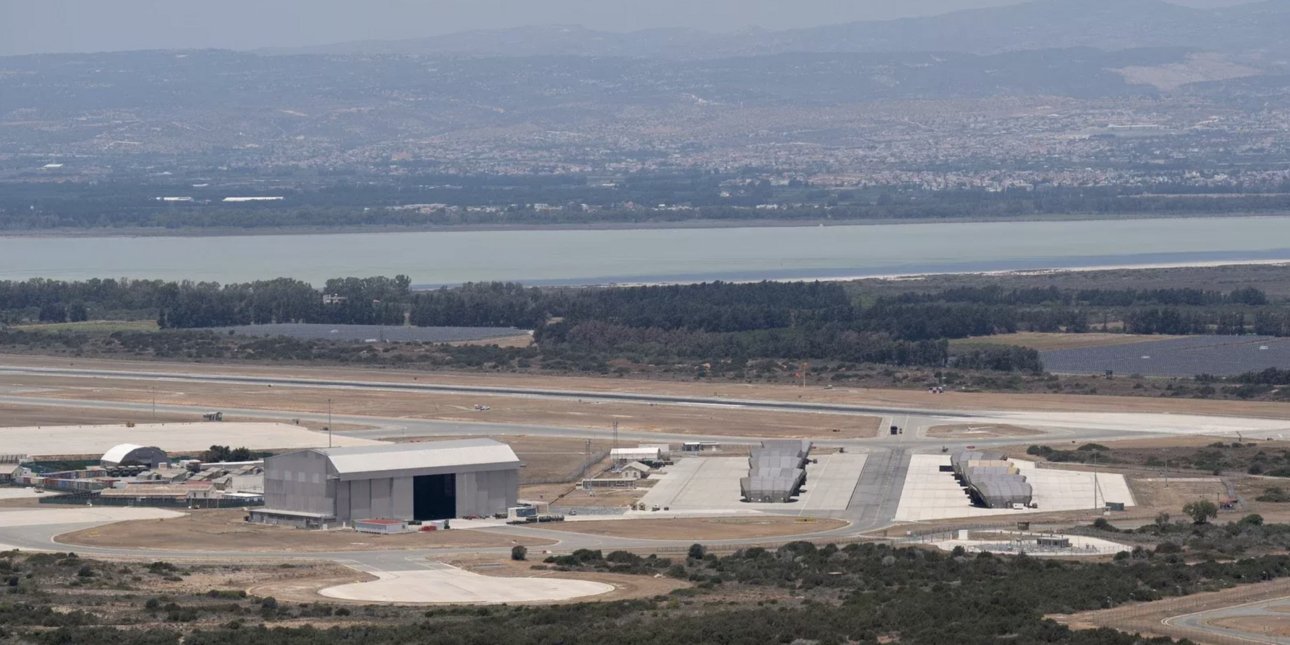 Αναχαιτίστηκε και δεύτερο drone στις βρετανικές βάσεις στην Κύπρο, κλειστά σχολεία σήμερα, έφυγαν οι κάτοικοι από το Ακρωτήρι