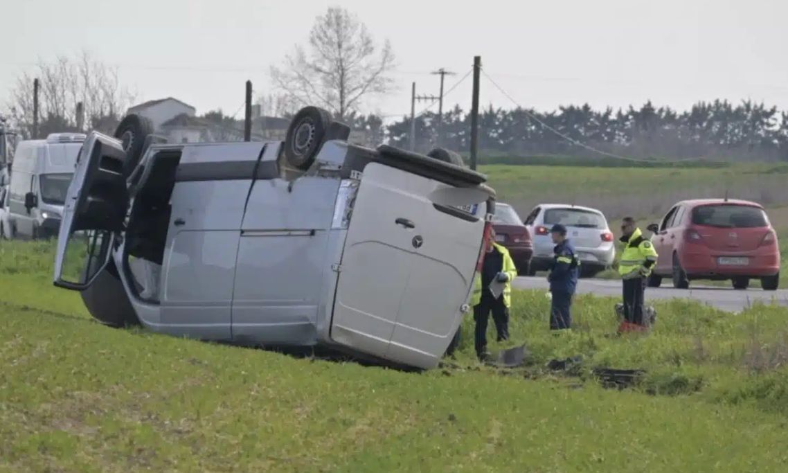 Θανατηφόρο τροχαίο μετά τη Νίκαια Λάρισας – Νεκρός 95χρονος οδηγός