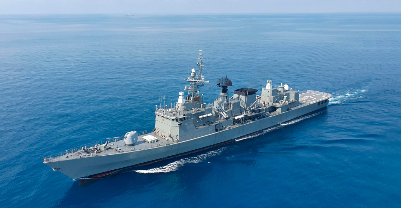 Υποβρύχιο χτύπησε ιρανική φρεγάτα ανοιχτά της Σρι Λάνκα, 101 αγνοούμενοι -Αναβάλλεται η κηδεία Χαμενεΐ