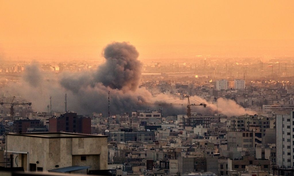 Ισραήλ: Συντετριμμένος ο Έλληνας παππούς των τριών παιδιών που σκοτώθηκαν ενώ πήγαιναν σε καταφύγιο