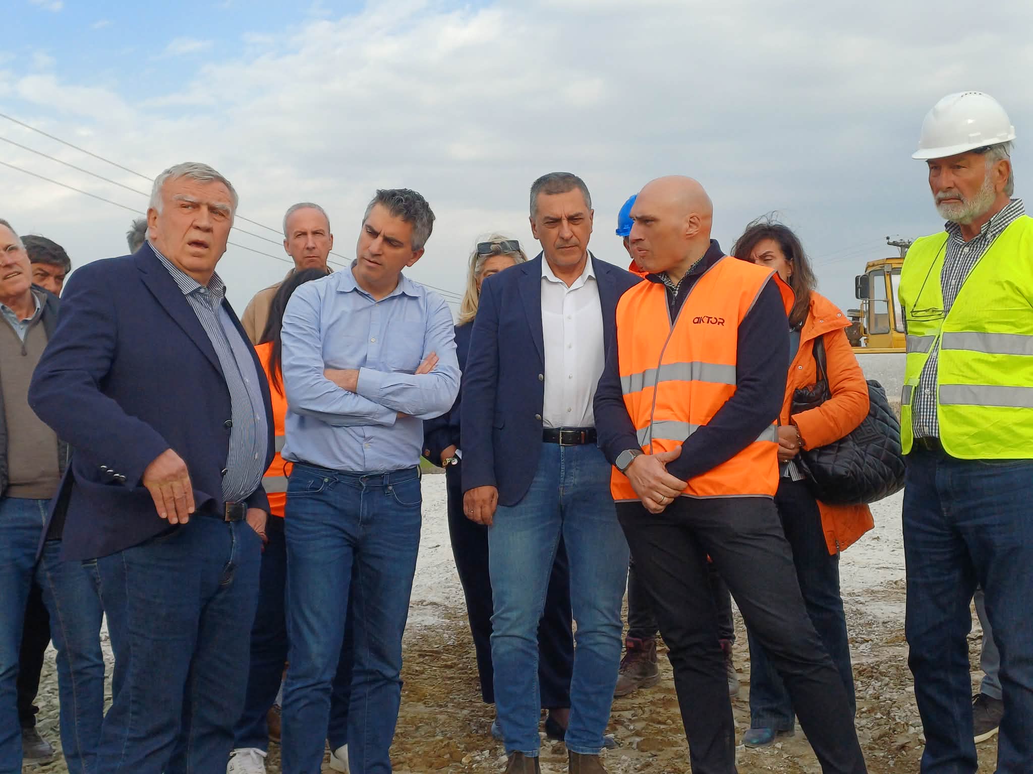 Δήμας στην επίσκεψη στο Δήμο Κιλελέρ: Το καλοκαίρι έτοιμη η σιδηροδροική σύνδεση Λάρισας- Βόλου (ΦΩΤΟ+video)