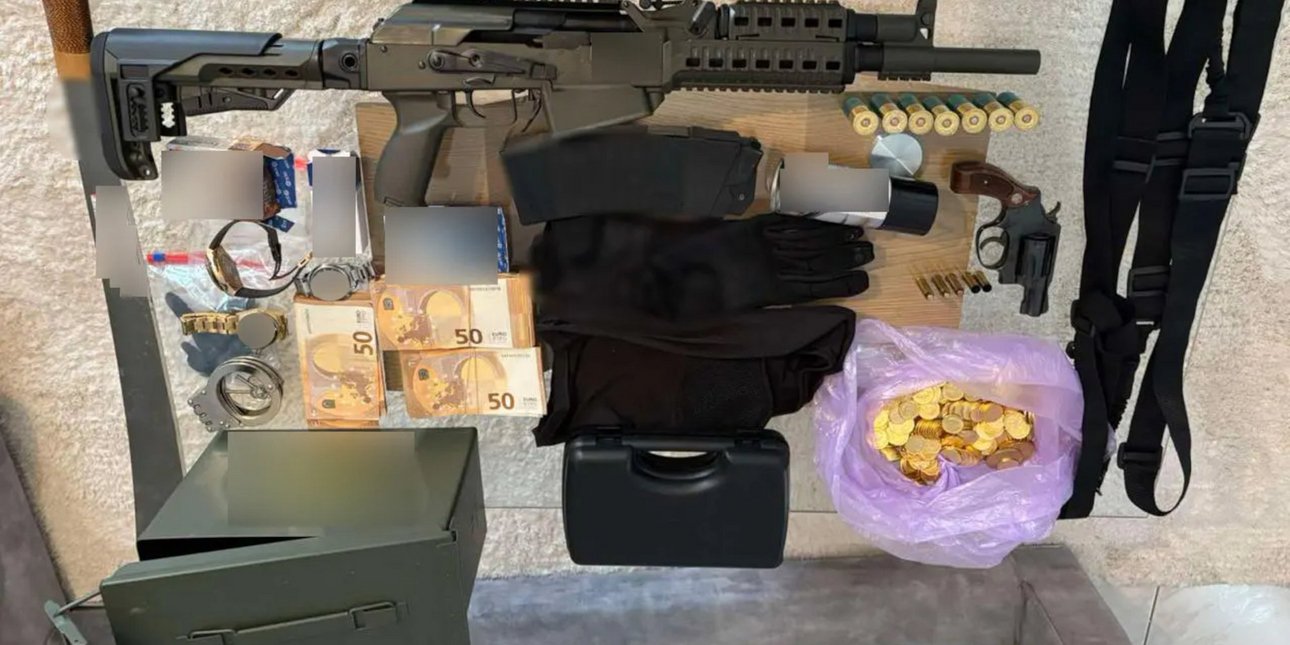 Πώς δρούσε η οικογενειακή συμμορία στη Λάρισα  που άρπαξε πάνω από 1 εκατ. ευρώ κάνοντας κομπίνα με «χρυσές» λίρες