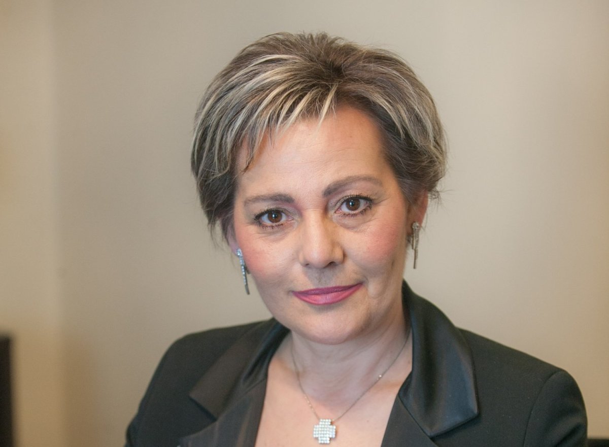 Έλλη Παπαδοπούλου: τα διυλιστήρια έχουν αποθέματα 90 ημερών αλλά ανεβάζουν τις τιμές στα καύσιμα ανενόχλητα(video)