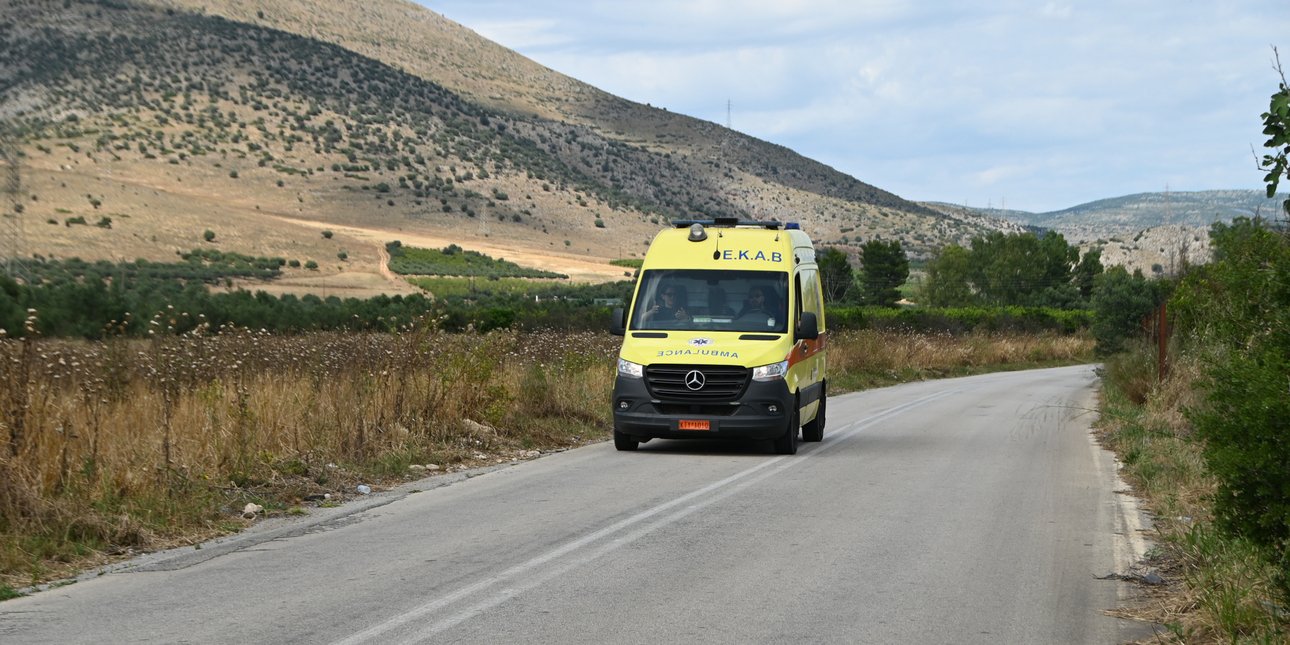 Συναγερμός στο Λουτράκι: Παρέα ατόμων μαχαίρωσε 20χρονο με νυστέρι