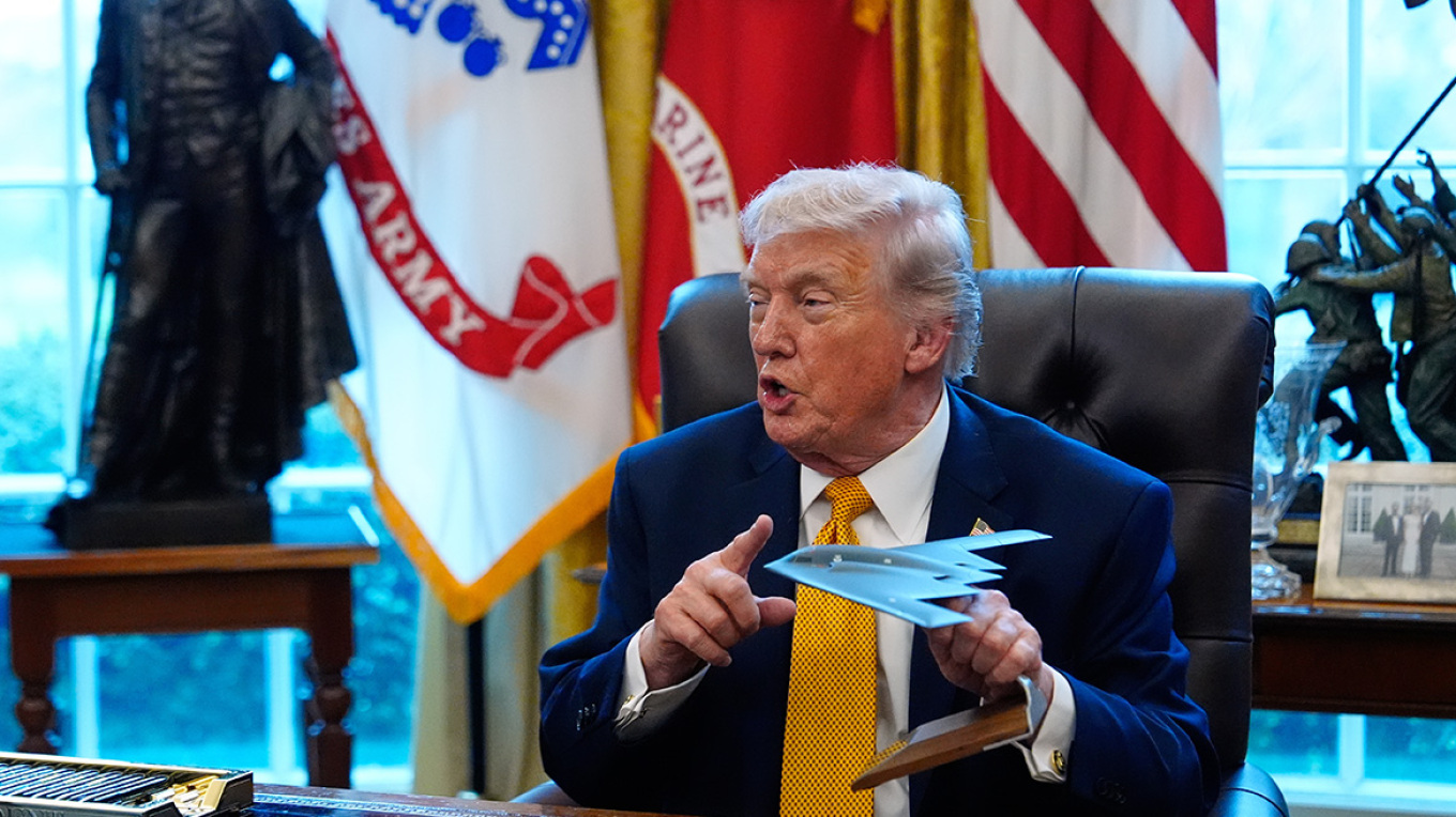 Επίθεση Τραμπ στο ΝΑΤΟ: «Δειλοί θα το θυμόμαστε, χωρίς τις ΗΠΑ είστε μία χάρτινη τίγρη»