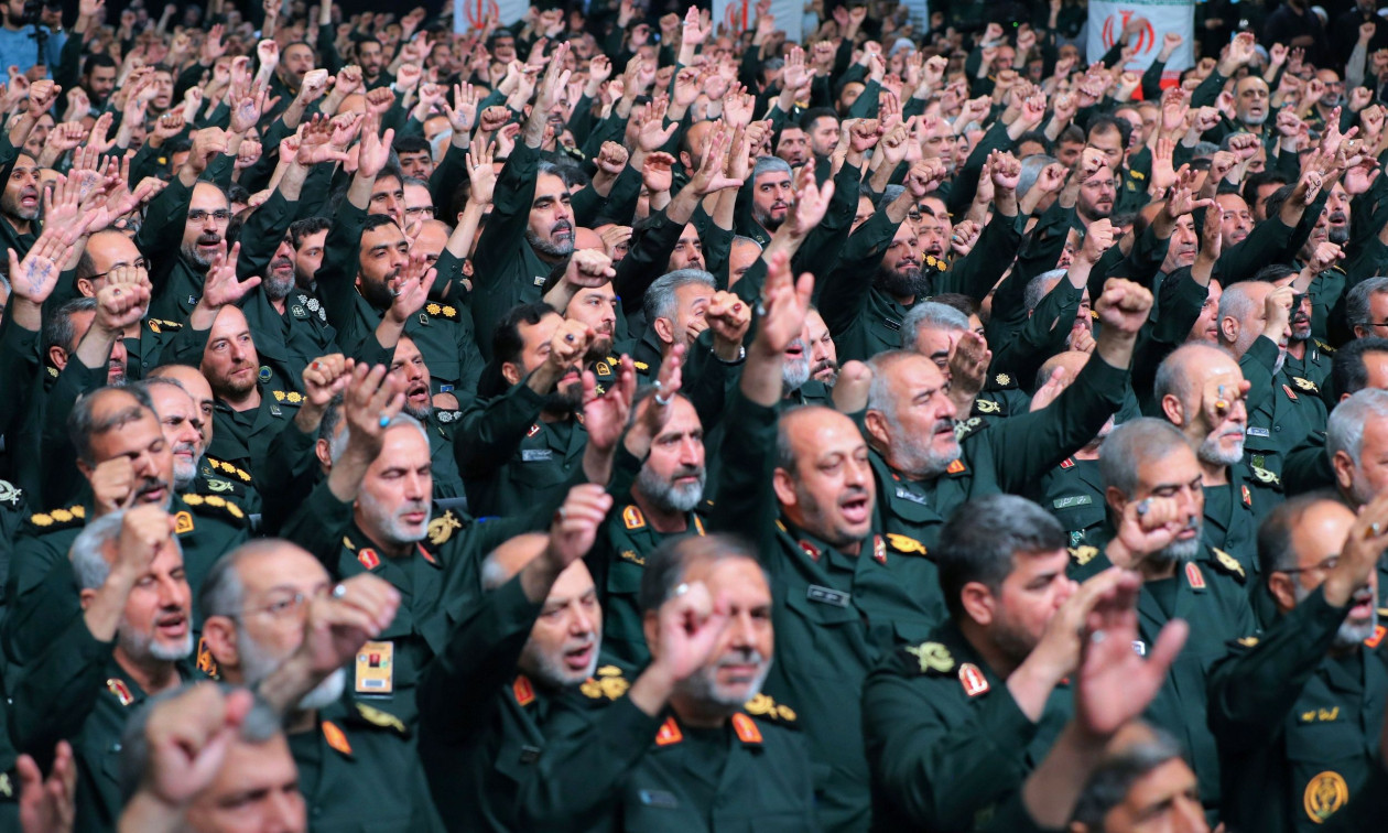 Τα πλοκάμια των Φρουρών της Επανάστασης στην Ελλάδα: Η τράπεζα, τα κοντέινερ και τα ακίνητα