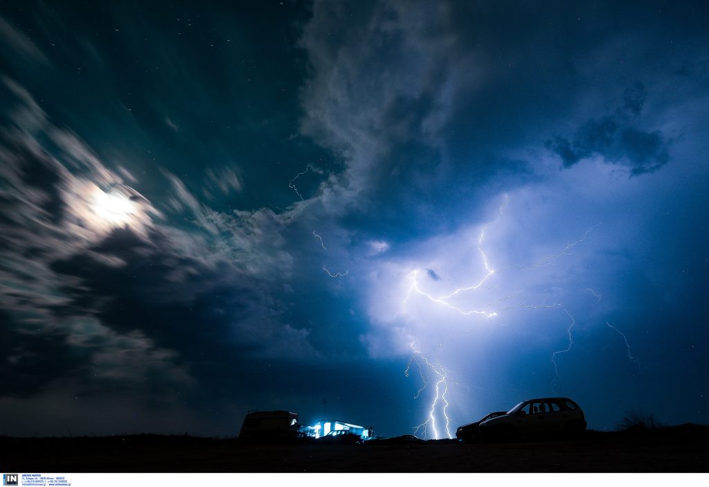 Καταφθάνει η κακοκαιρία Erminio: Βροχές, καταιγίδες και χιόνια από σήμερα -στο επίκεντρο και η Θεσσαλία